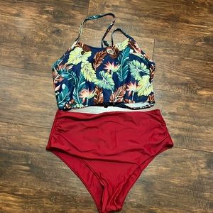 NWT Jillumi Floral bikini